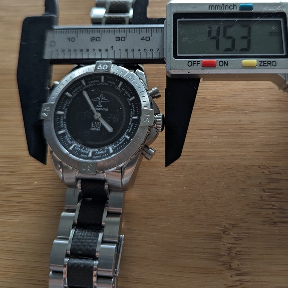 ESQ Aerodyne Black and Silver Men's Watch - Picture 11 of 12